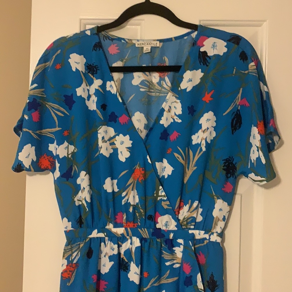 Spring wrap style dress - Picture 2 of 3